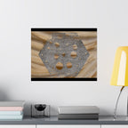 Abstracte zeshoekige uitgesneden matte horizontale poster — Neutrale beige textuur muurdecoratie 
