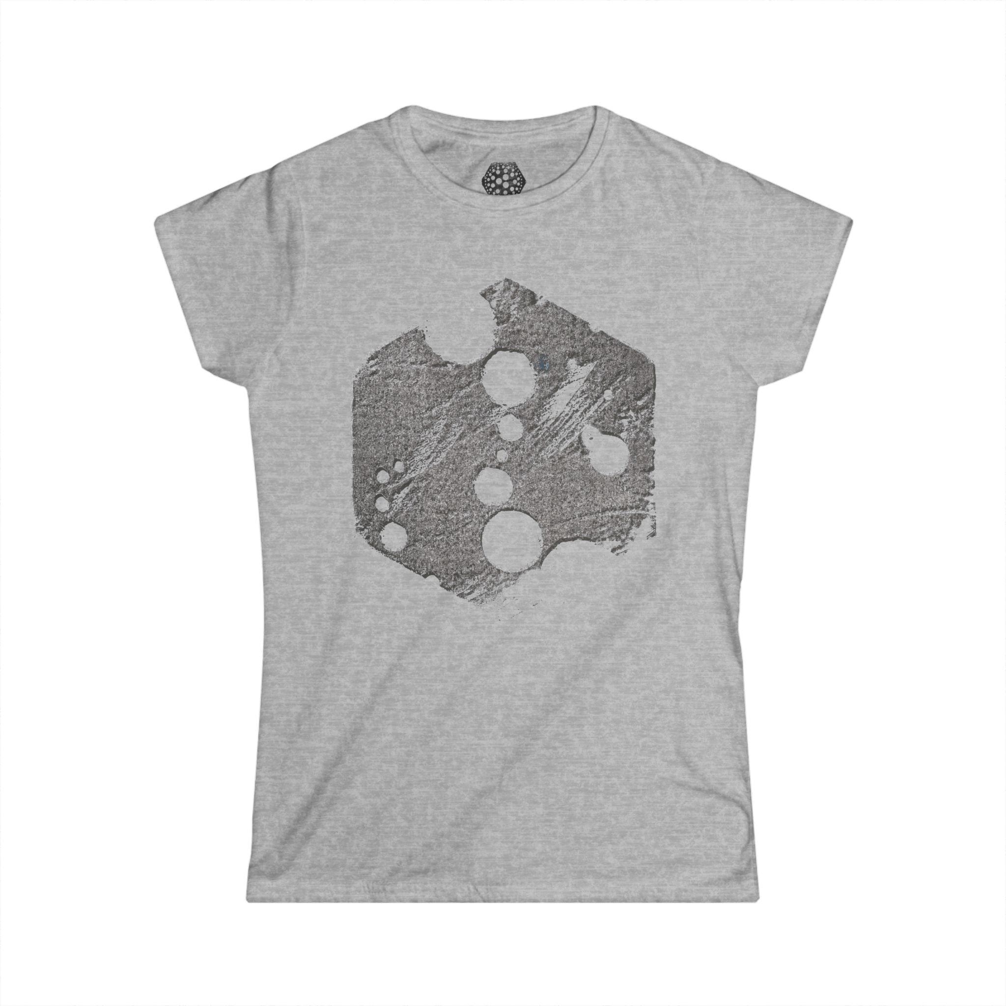 T-shirt met kaasplakmotief — Vintage T-shirt met verweerde Zwitserse kaasprint 