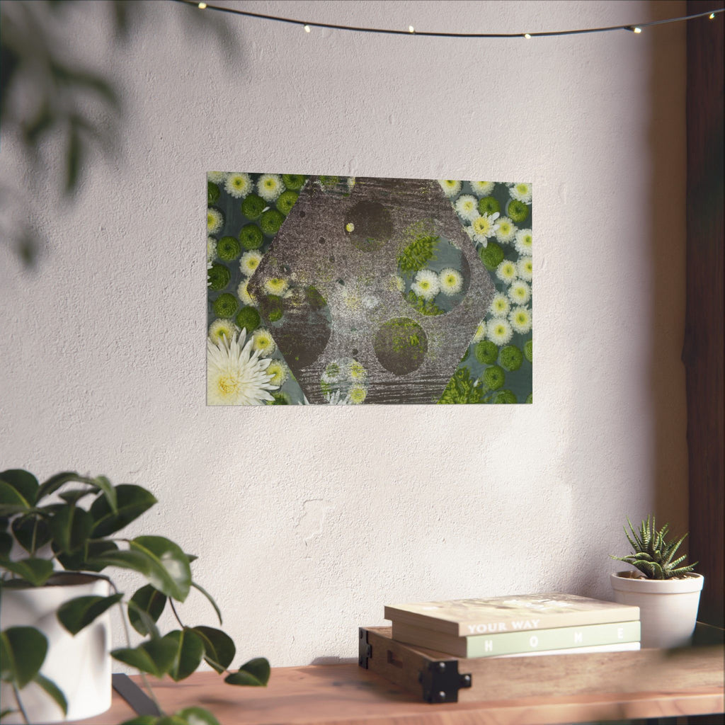 Daisy & Moss Floral Poster — Matte Horizontal Wall Art