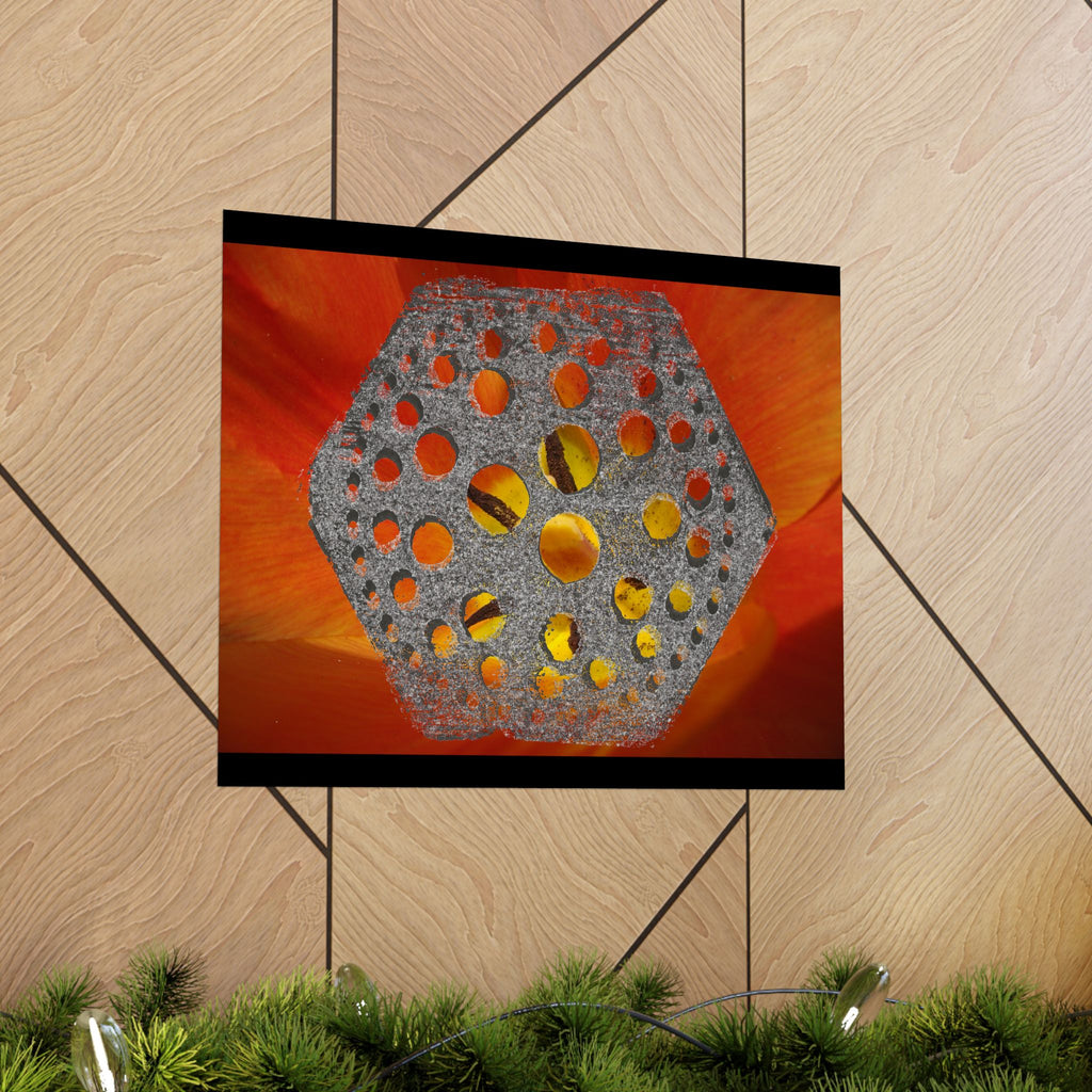 Abstracte matte poster met zeshoekig gatenpatroon | Oranje bloemenachtergrond 