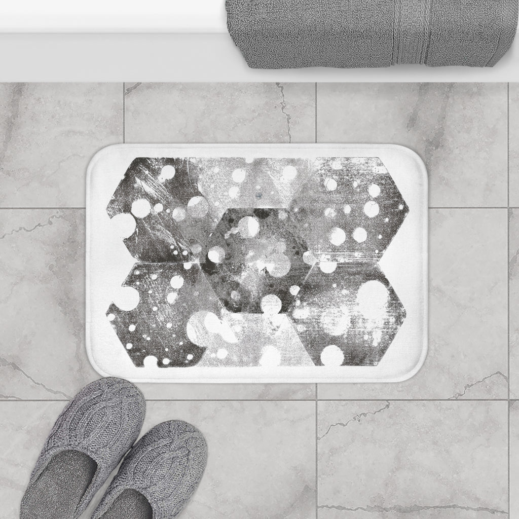 Geometric Hexagon Snowflake Bath Mat – Monochrome Modern Bathroom Rug