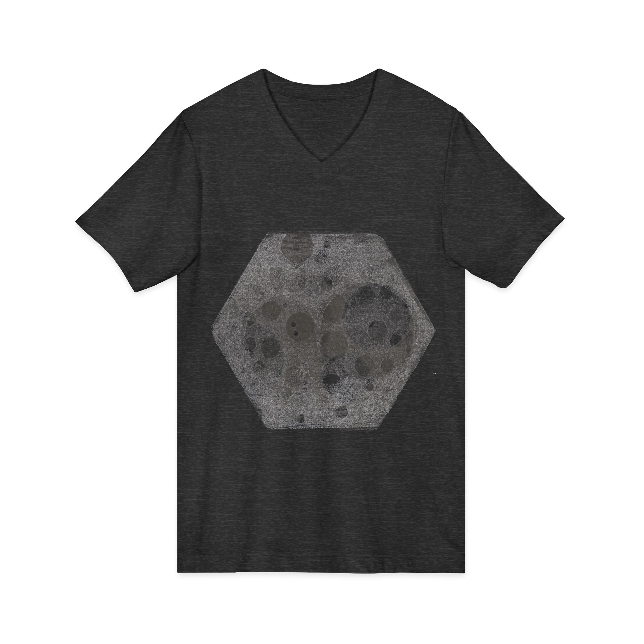 Hex Moon Graphic Tee Design Hex13 — Een vintage T-shirt met V-hals en ruimtekaasmotief, geïnspireerd op astronomie.