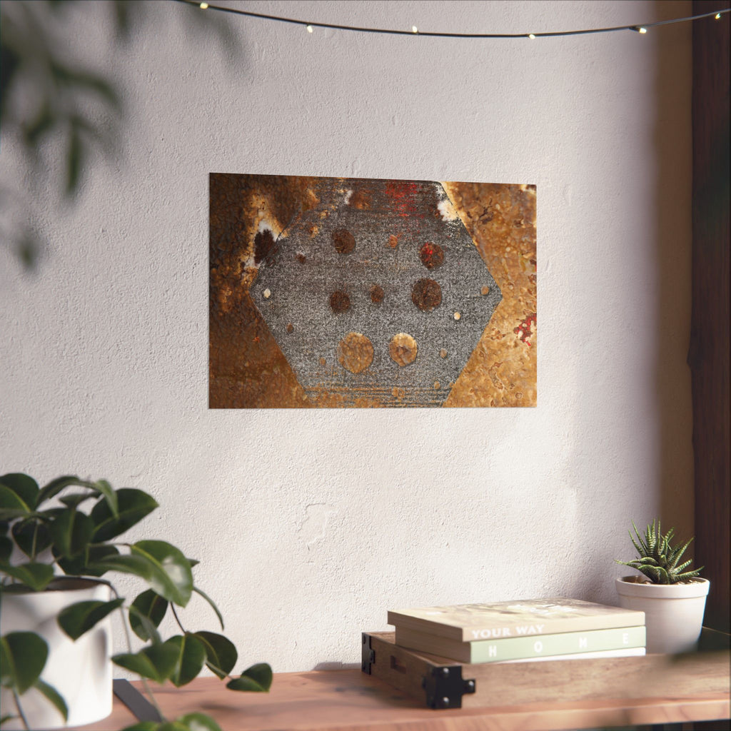 Abstracte roestkleurige zeshoekige matte horizontale poster — Industriële wanddecoratie voor thuis, kantoor en loft. 