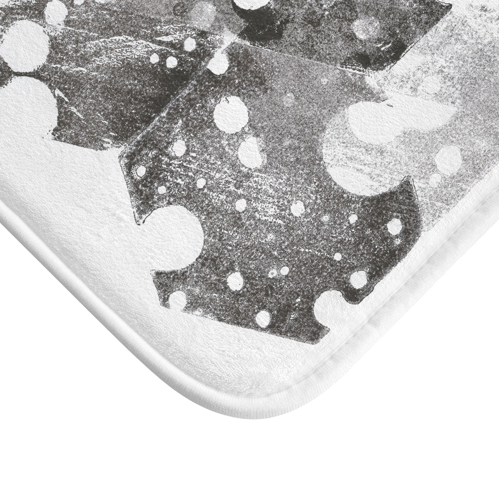 Geometric Hexagon Snowflake Bath Mat – Monochrome Modern Bathroom Rug